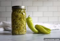 Zesty Pickled Banana Peppers