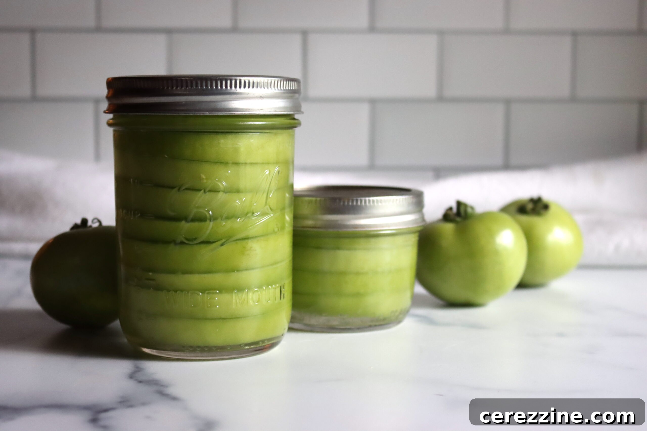 Preserving Tangy Green Tomatoes 2 Canning Green Tomatoes in Glass Jars