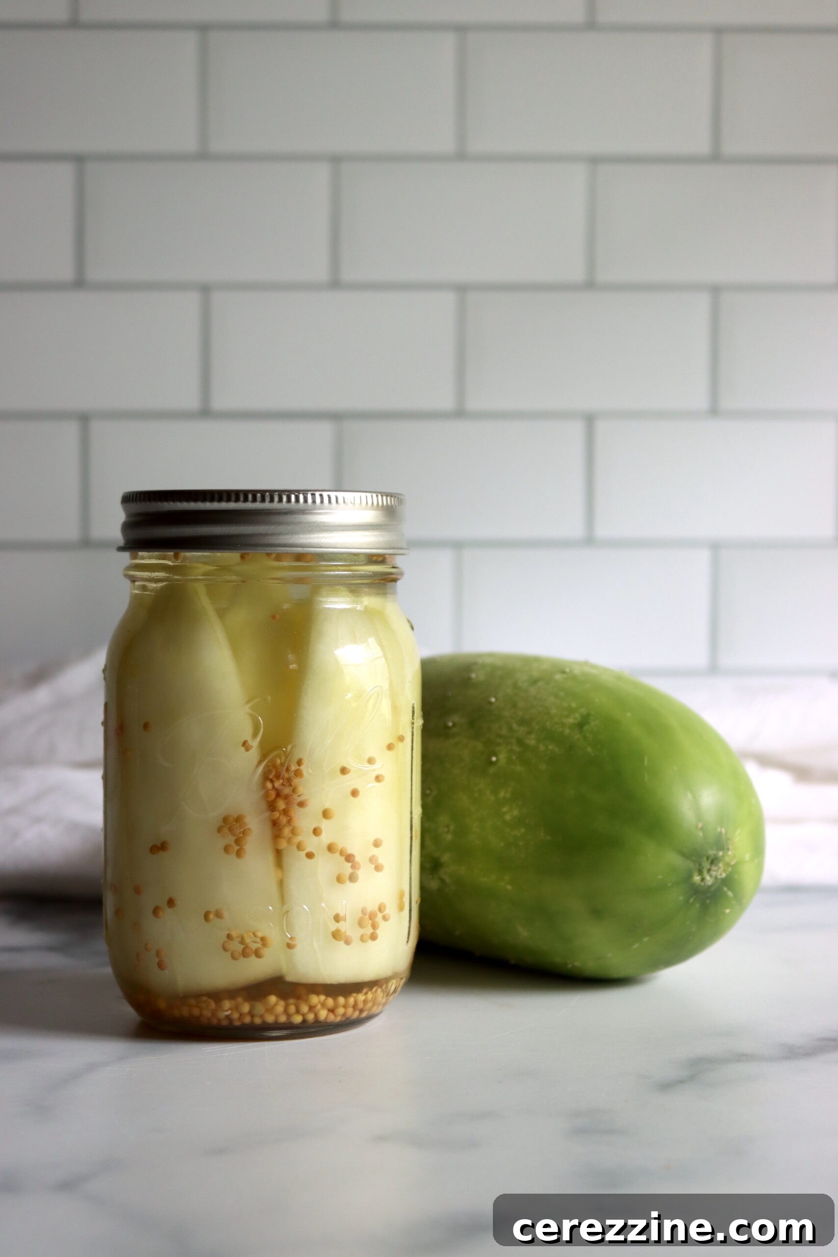 Senfgurken - Cucumbers boiling in brine