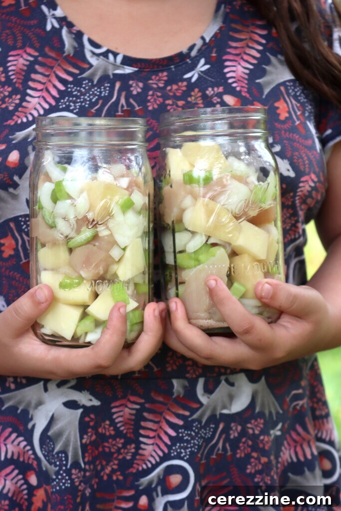 Jars for Chicken and Gravy Meal in a Jar