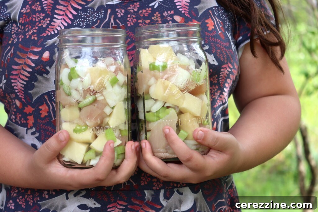 Raw Pack Chicken and Gravy Meal in a Jar