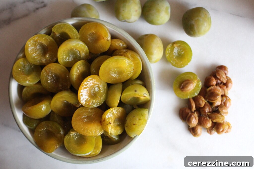 Pitted Greengage Plums