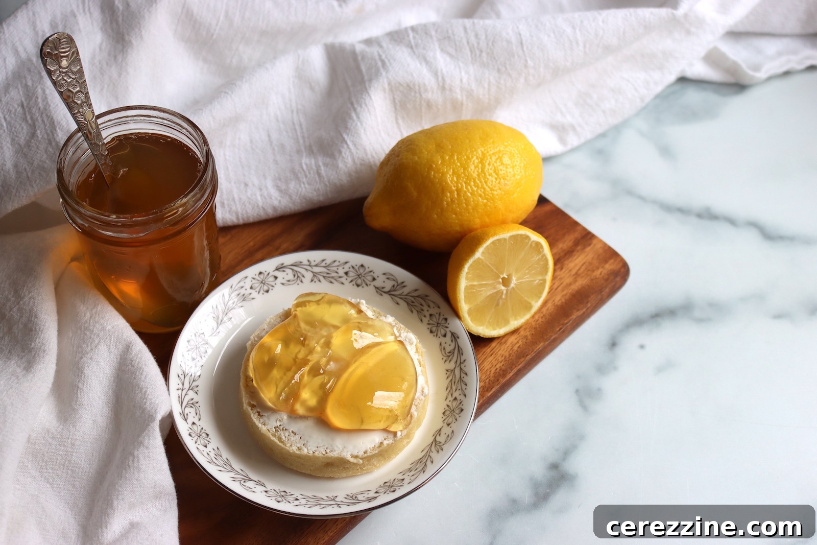 Lemony Gel 12 Serving lemon jelly on toast